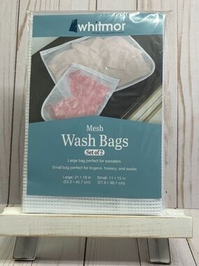 Whitmor Mesh Wash Bags Set of 2 Small Large Laundry Protects Lingerie Socks NEW